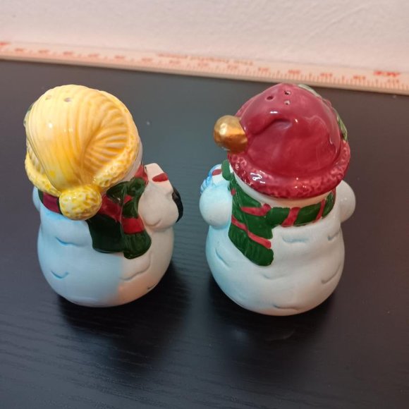 Holiday at Home Snowman Family Snowman Salt & Pepper Shakers. NIB. Earthenware. - Picture 3 of 6